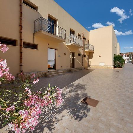 Case Vacanza Al Paradise Сан-Вито-Ло-Капо Экстерьер фото